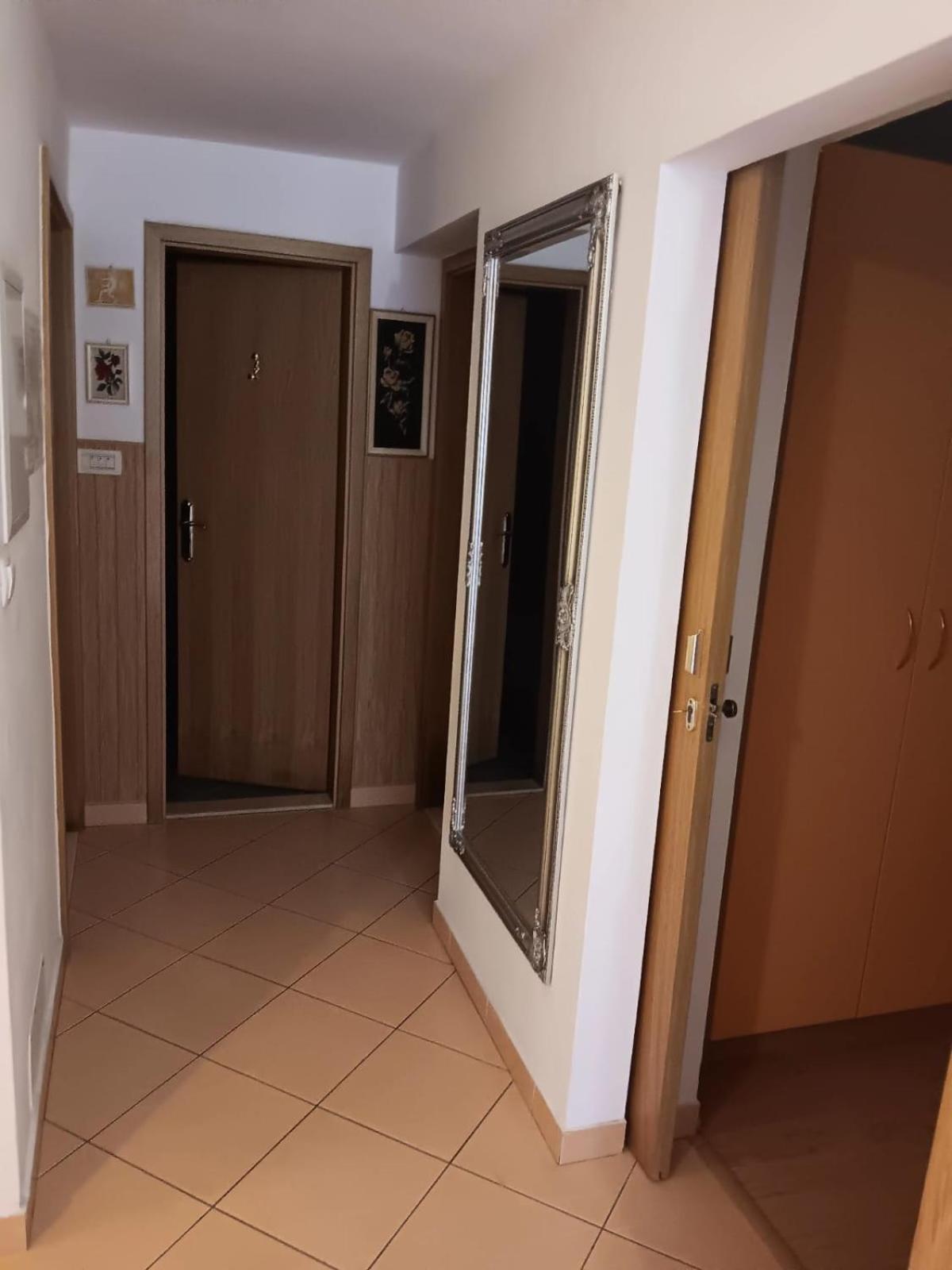Apartment Radalj Kaštela エクステリア 写真